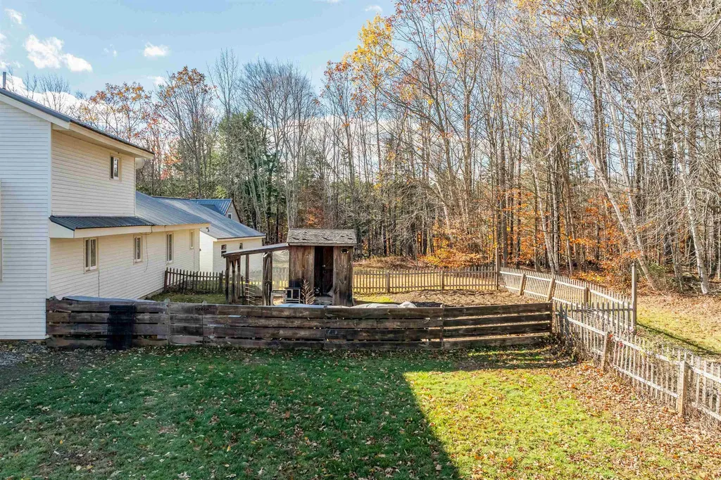 189 South Hedgehog Hill Road Unity NH 03773