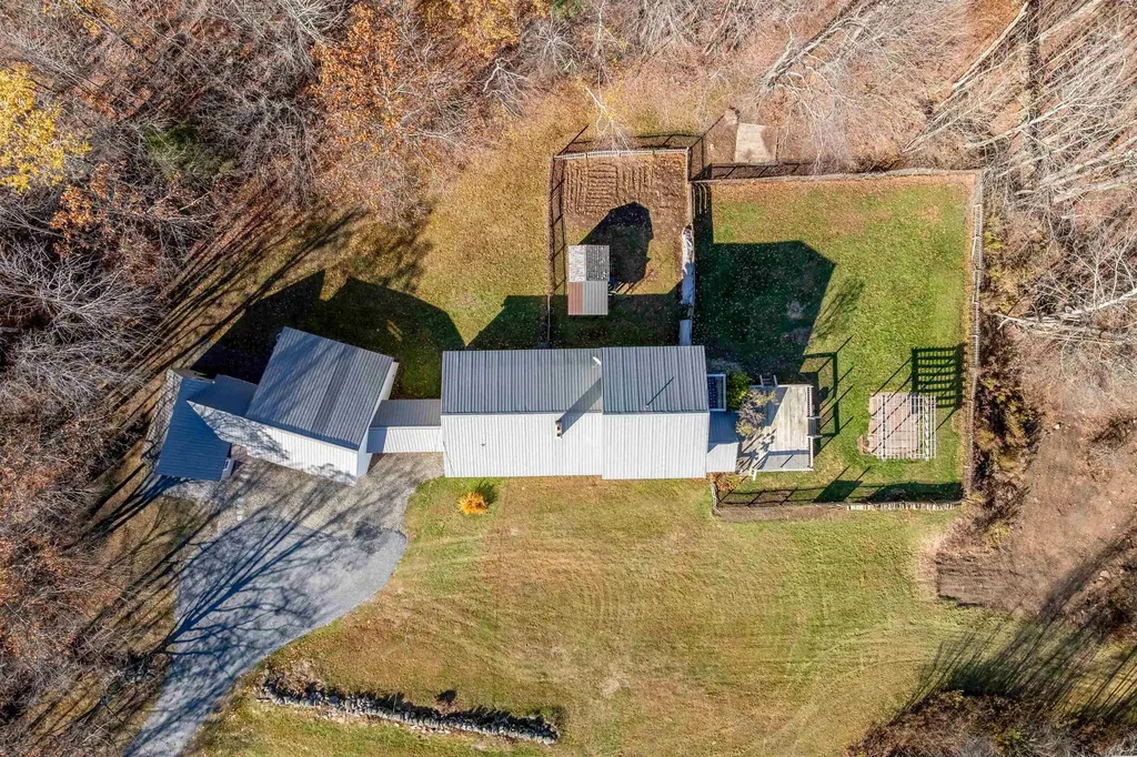 189 South Hedgehog Hill Road Unity NH 03773