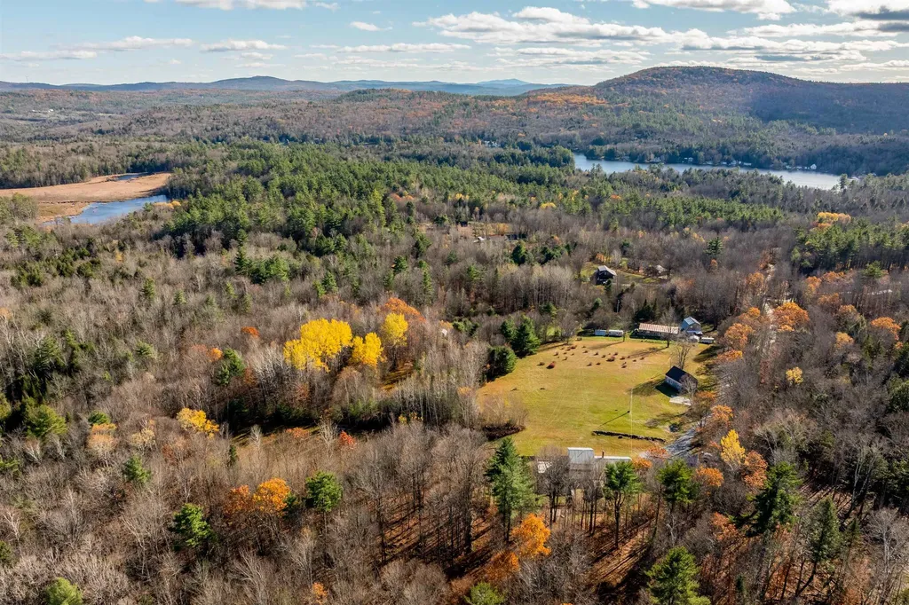 189 South Hedgehog Hill Road Unity NH 03773