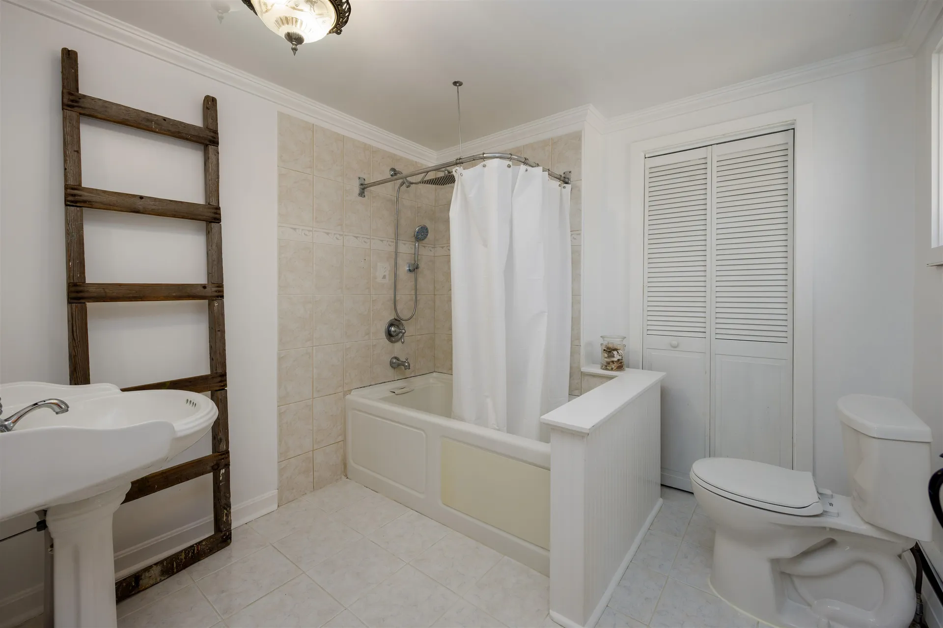 189 South Hedgehog Hill Road Unity NH 03773