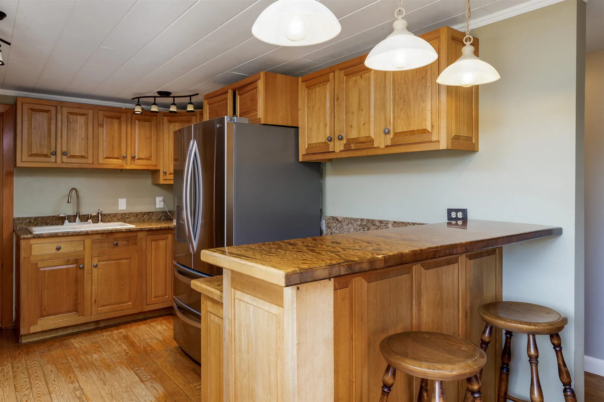 189 South Hedgehog Hill Road Unity NH 03773