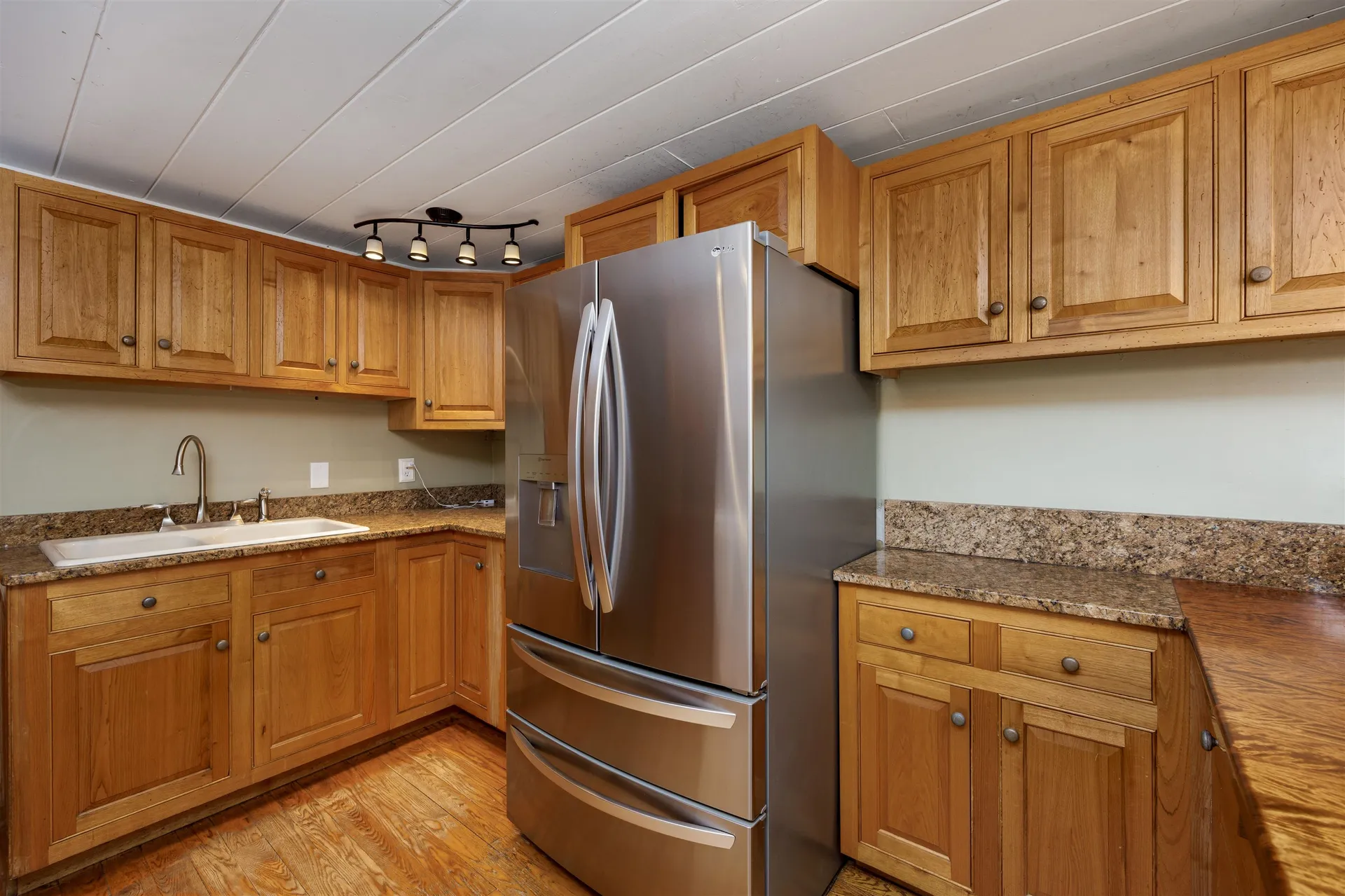 189 South Hedgehog Hill Road Unity NH 03773