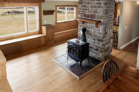 189 South Hedgehog Hill Road Unity NH 03773