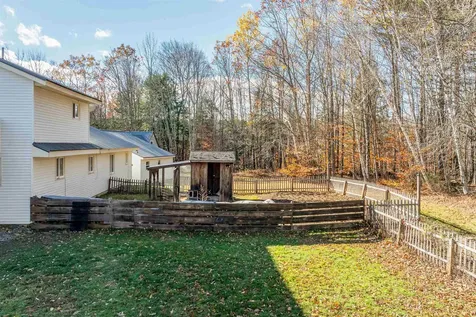 189 South Hedgehog Hill Road Unity NH 03773