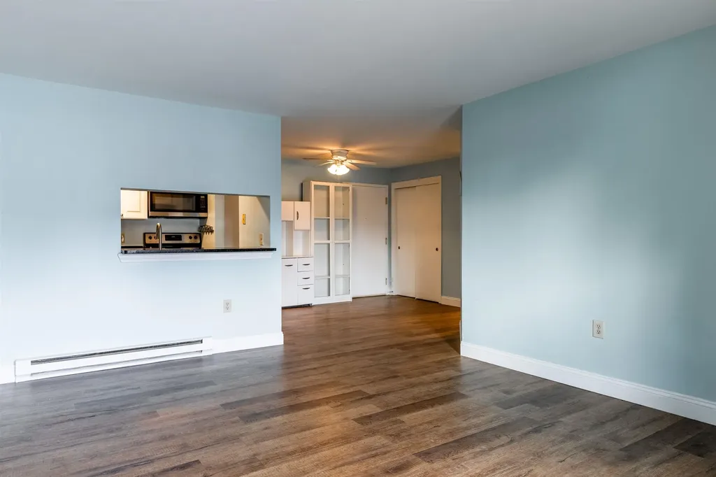 124 Eastern Avenue Manchester NH 03104