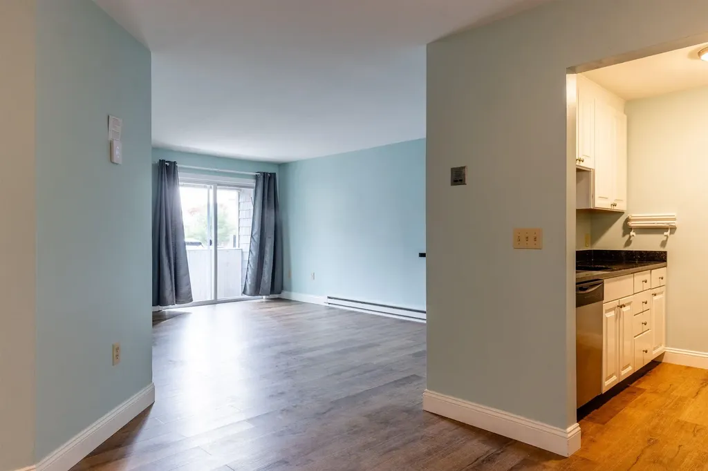 124 Eastern Avenue Manchester NH 03104