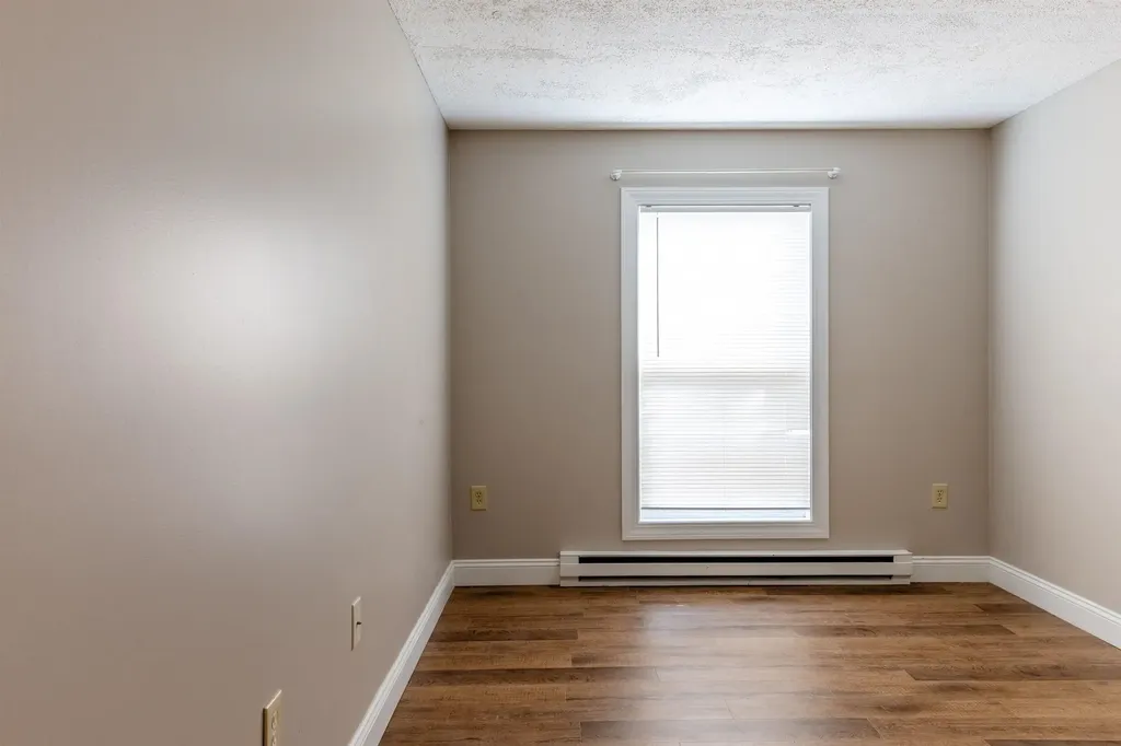 124 Eastern Avenue Manchester NH 03104