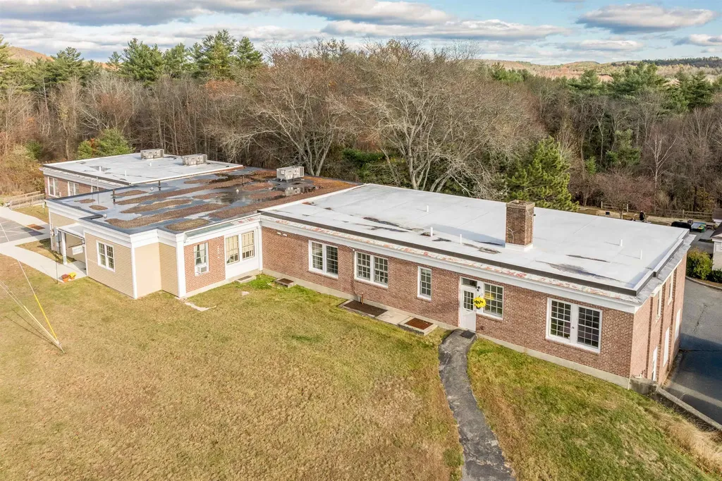 167 Summer Street Newport NH 03773