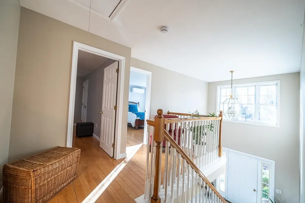 3 Chandler Drive Londonderry NH 03053