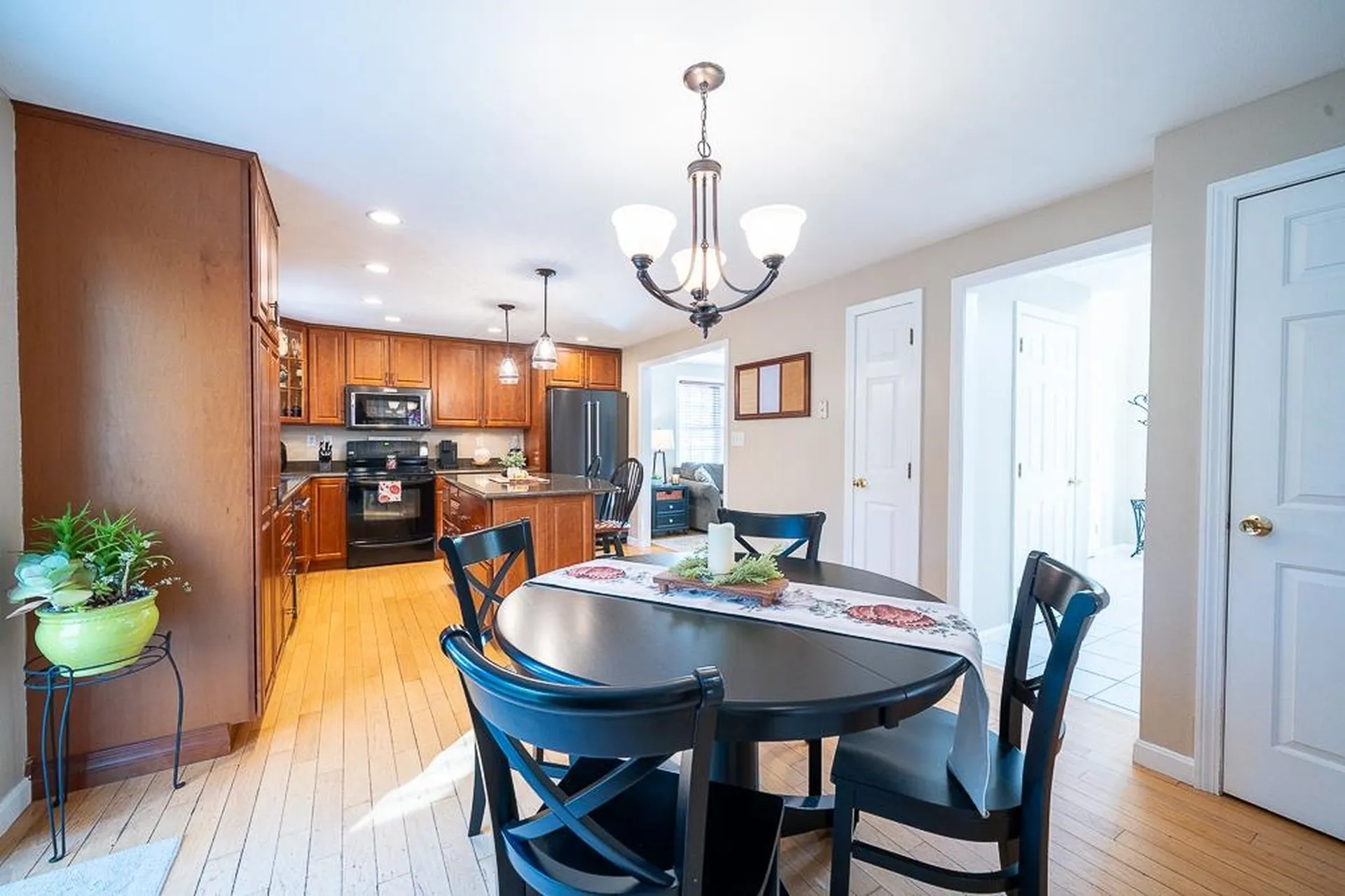 3 Chandler Drive Londonderry NH 03053