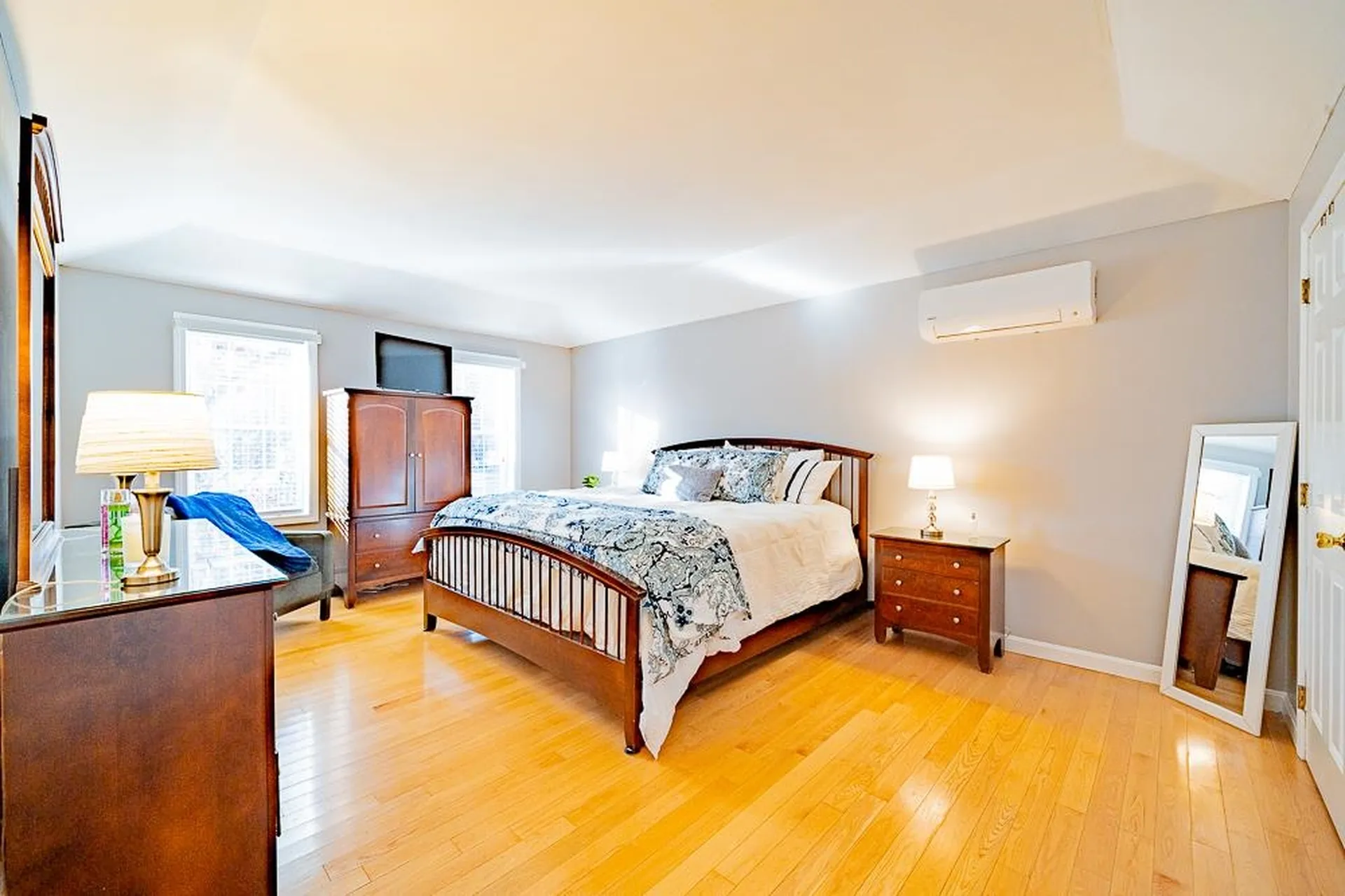 3 Chandler Drive Londonderry NH 03053