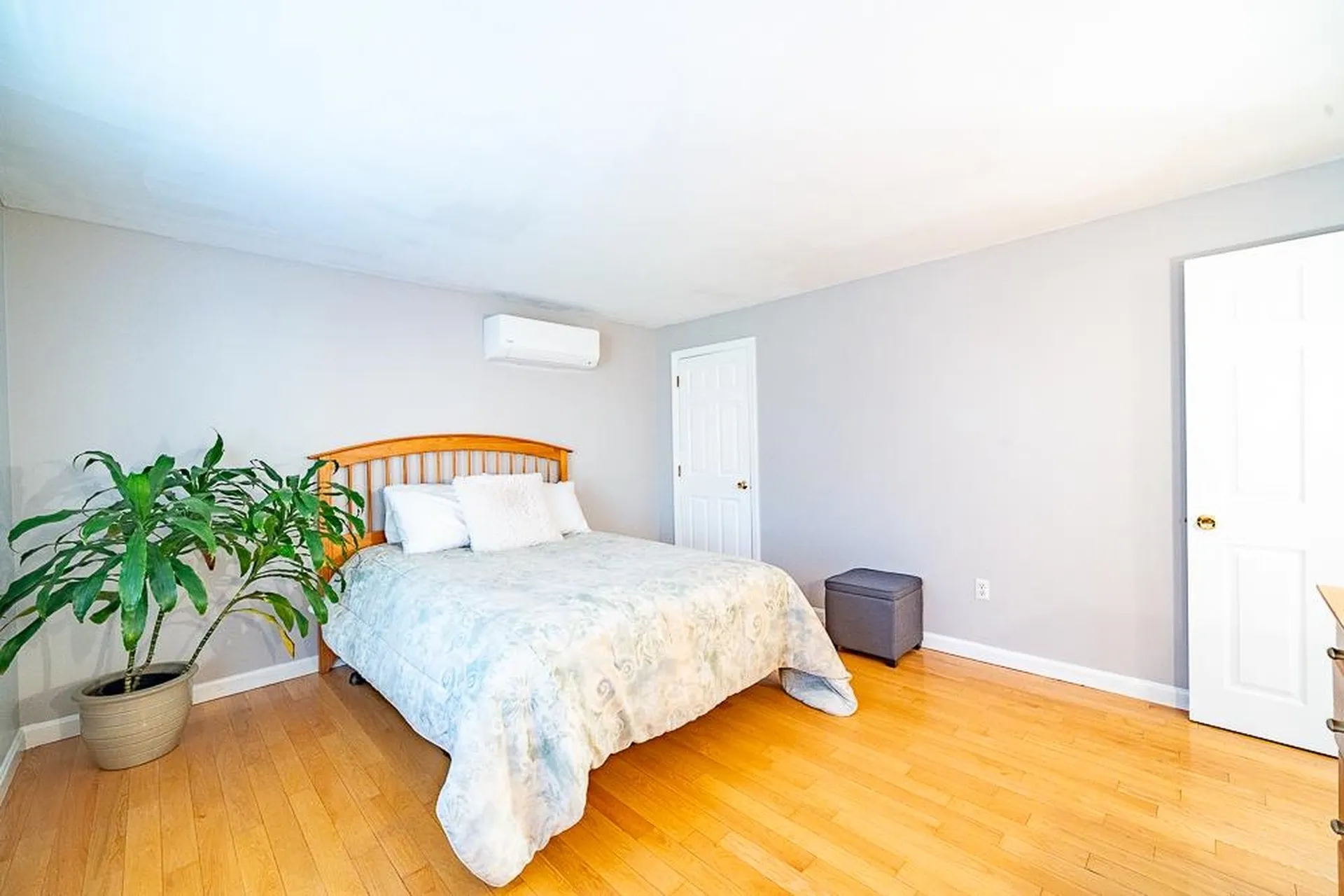 3 Chandler Drive Londonderry NH 03053