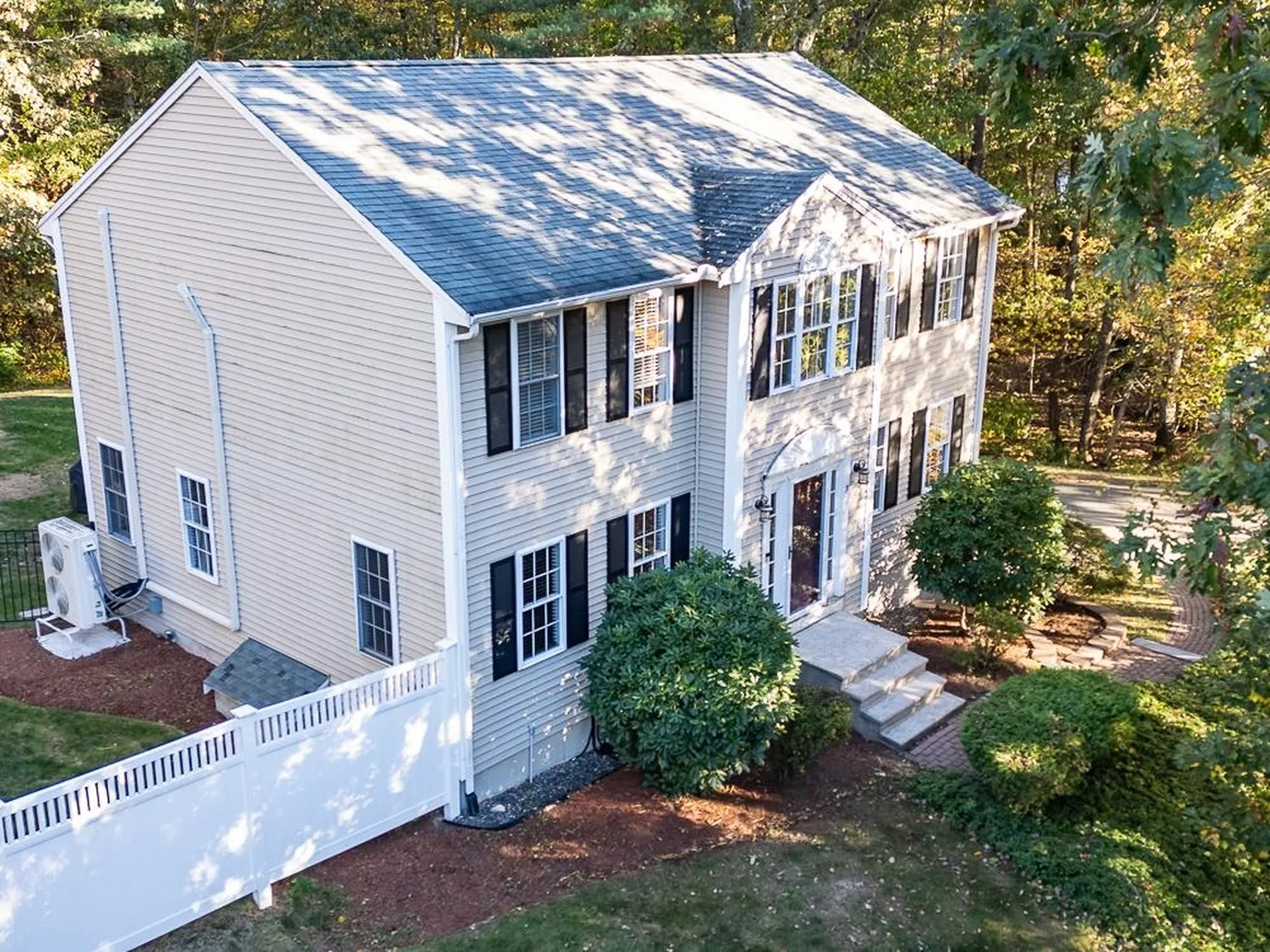 3 Chandler Drive Londonderry NH 03053