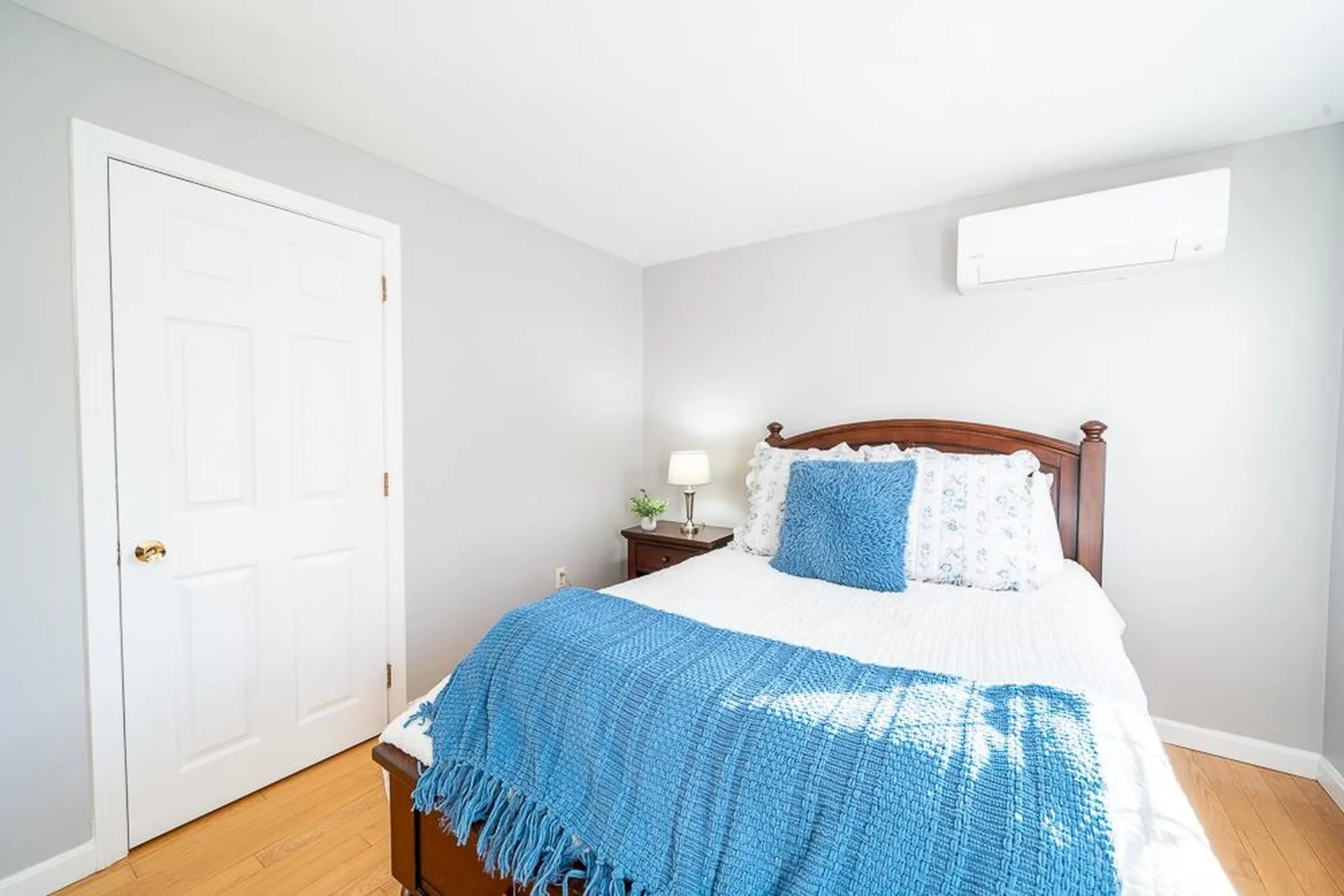 3 Chandler Drive Londonderry NH 03053