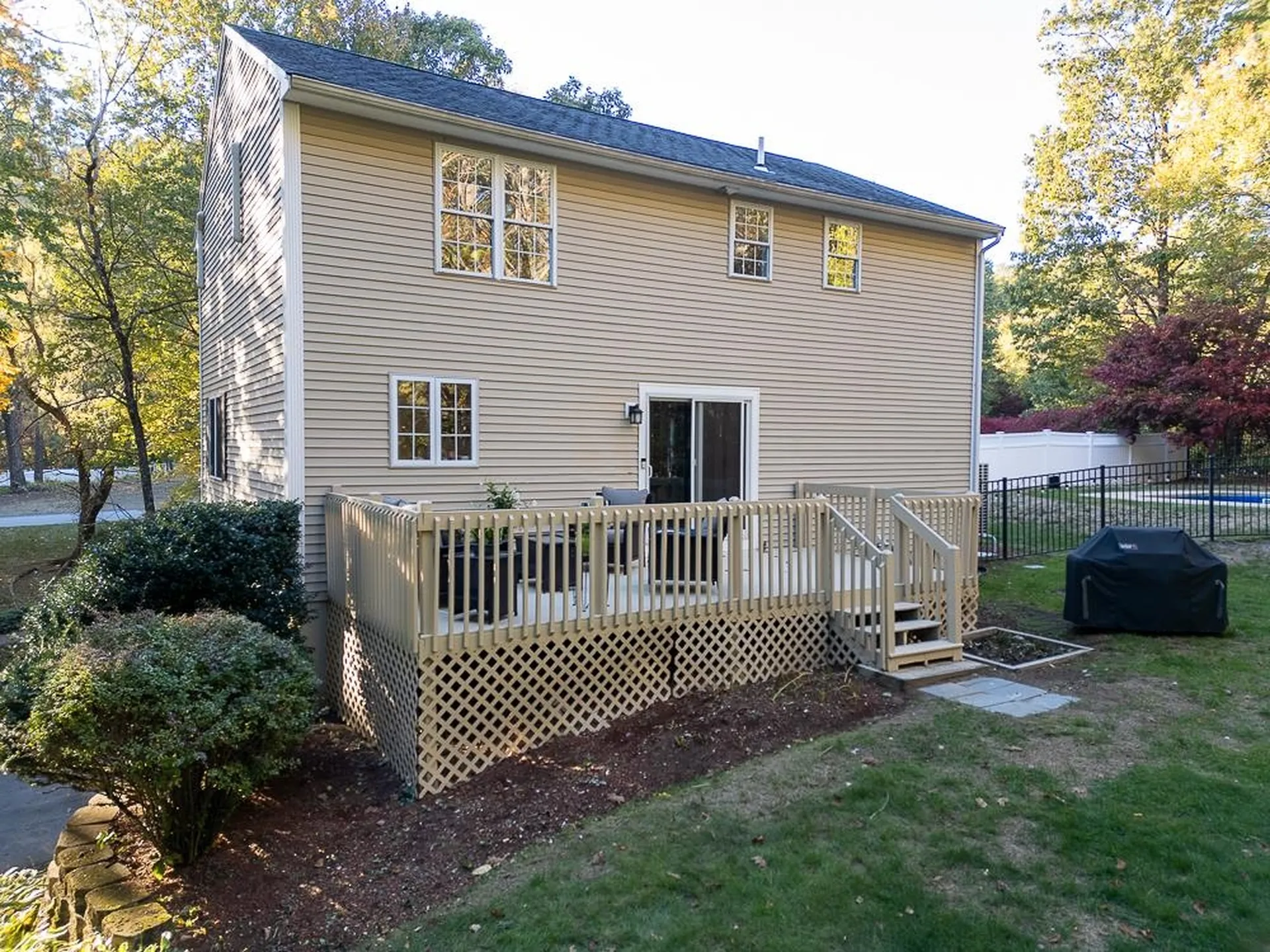 3 Chandler Drive Londonderry NH 03053