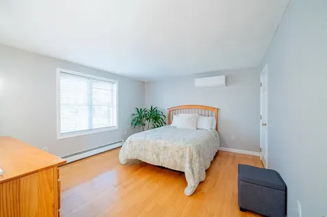 3 Chandler Drive Londonderry NH 03053