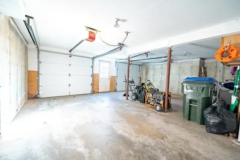 3 Chandler Drive Londonderry NH 03053