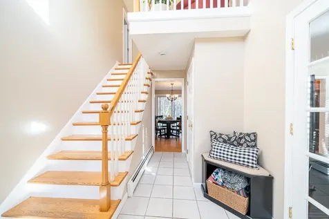 3 Chandler Drive Londonderry NH 03053