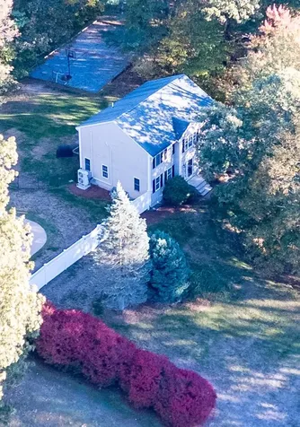 3 Chandler Drive Londonderry NH 03053