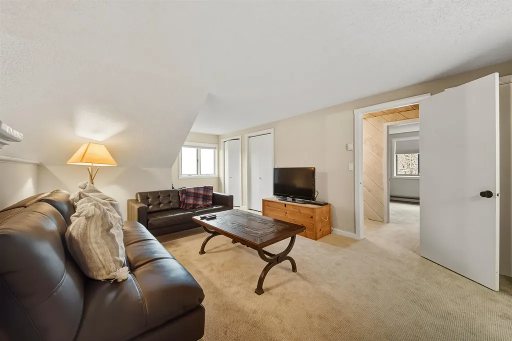 798 Vermont Route 100 Wilmington VT 05363