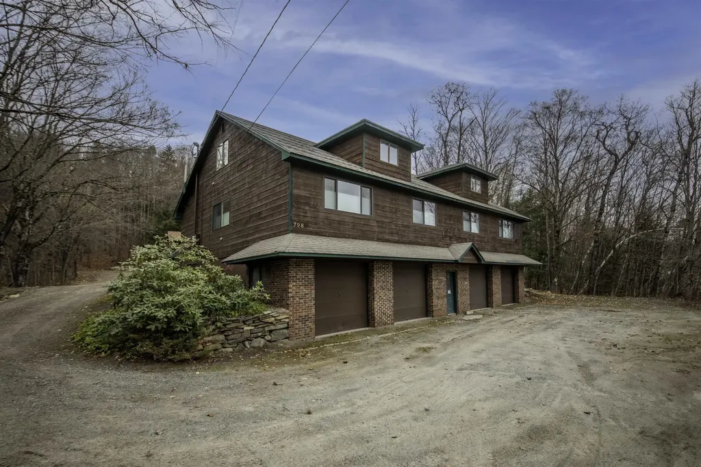 798 Vermont Route 100 Wilmington VT 05363