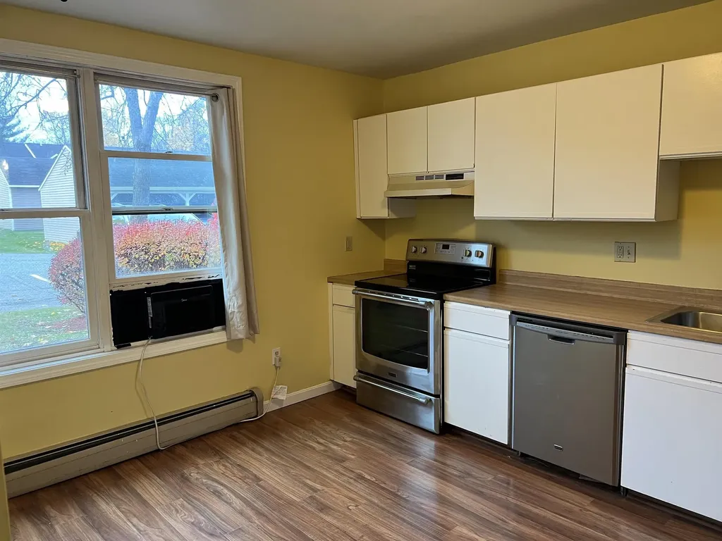 J3 Stonehedge Drive South Burlington VT 05403