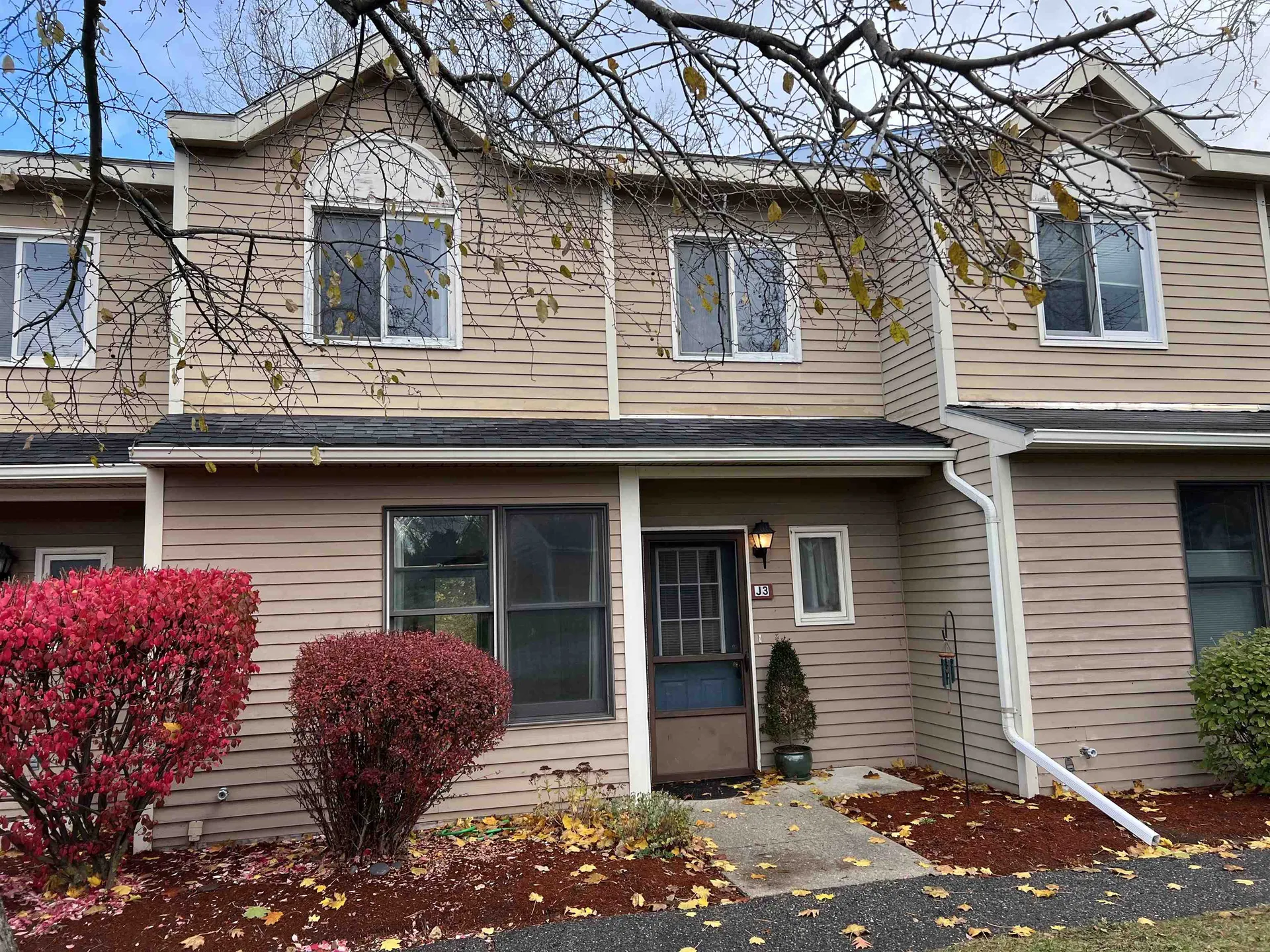 J3 Stonehedge Drive South Burlington VT 05403