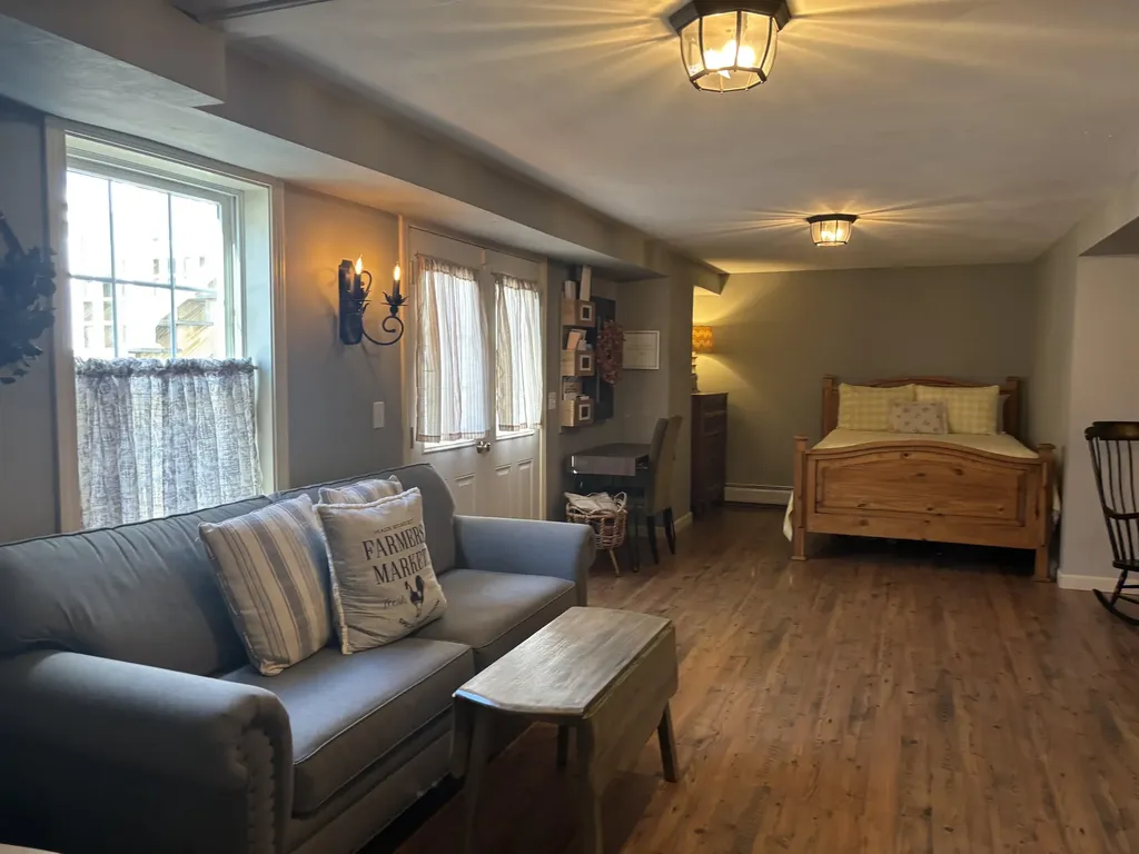 98 Perry Road Jaffrey NH 03452