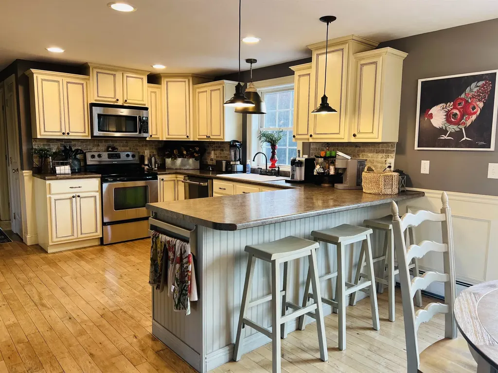 98 Perry Road Jaffrey NH 03452