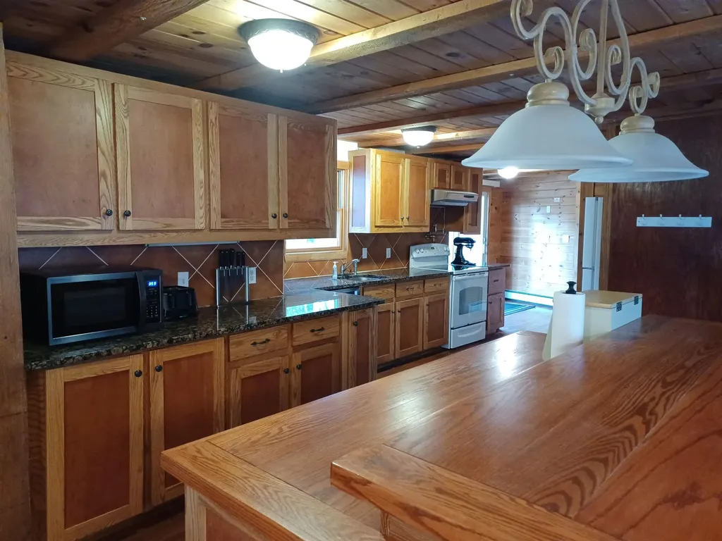 71 Old Town Farm Road Exeter NH 03833