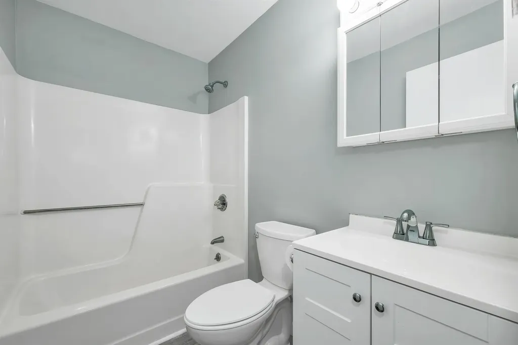 918 N Main Street Laconia NH 03246