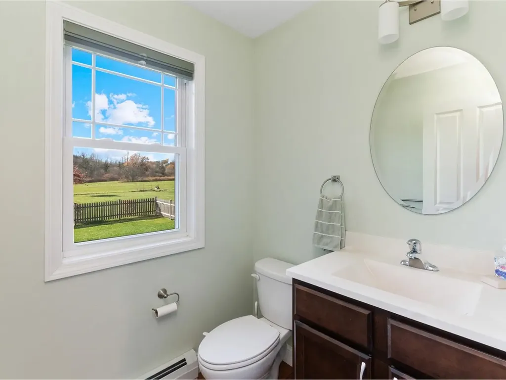 142 Commodore Drive Vergennes VT 05491