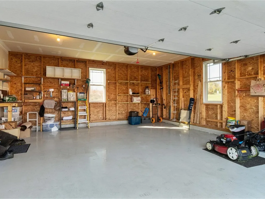 142 Commodore Drive Vergennes VT 05491