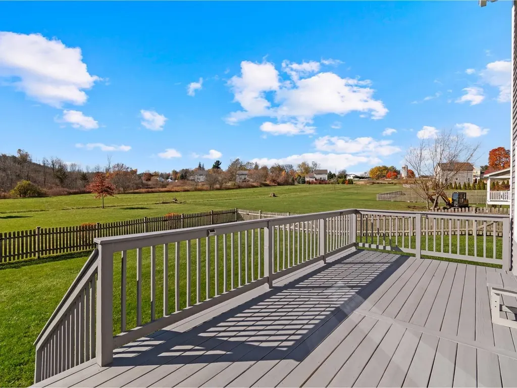 142 Commodore Drive Vergennes VT 05491