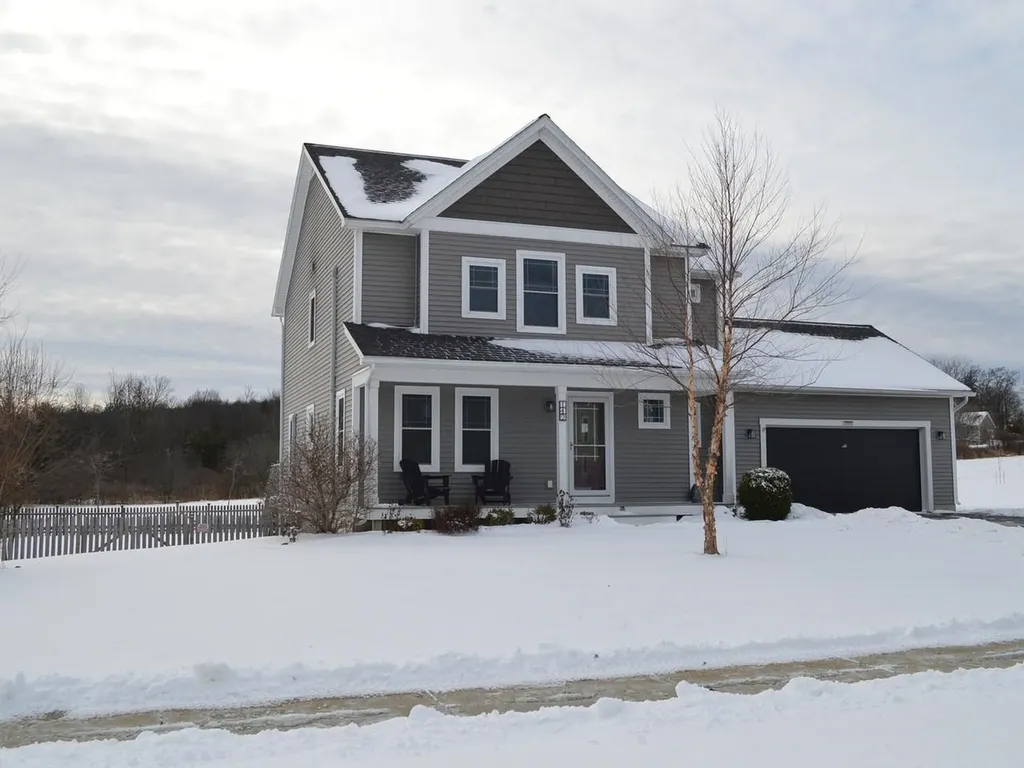 142 Commodore Drive Vergennes VT 05491