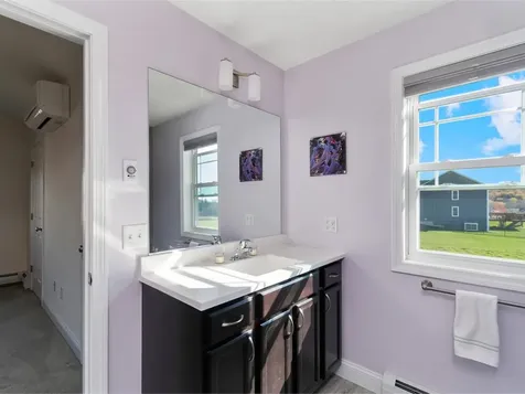 142 Commodore Drive Vergennes VT 05491