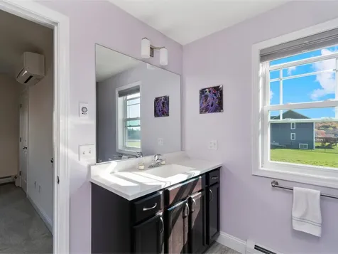 142 Commodore Drive Vergennes VT 05491