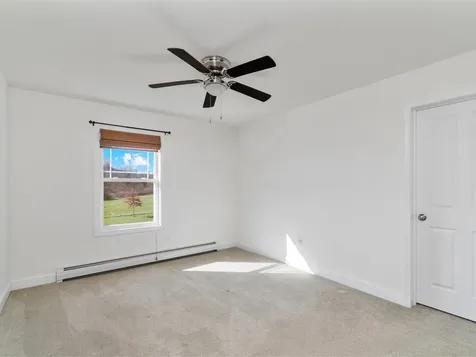 142 Commodore Drive Vergennes VT 05491