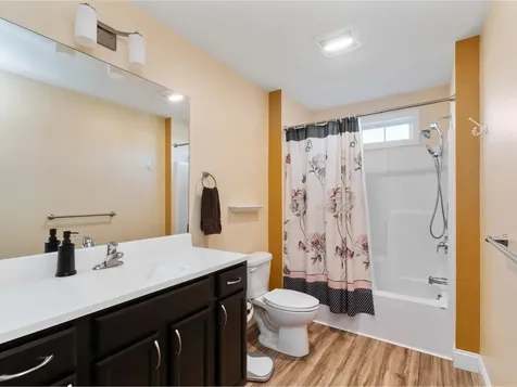 142 Commodore Drive Vergennes VT 05491