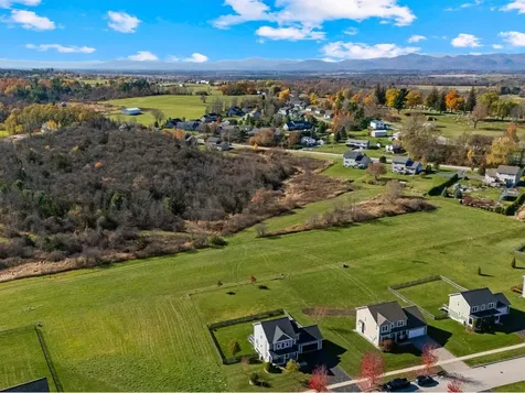 142 Commodore Drive Vergennes VT 05491