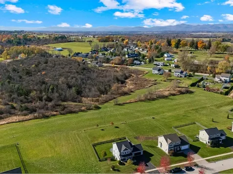 142 Commodore Drive Vergennes VT 05491