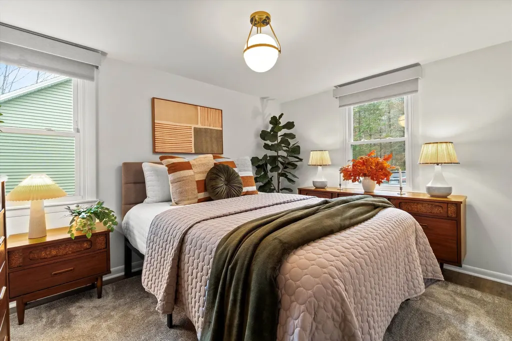 16 Stone Road Stoddard NH 03464