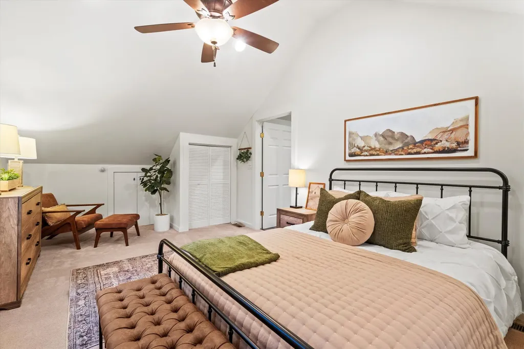 16 Stone Road Stoddard NH 03464