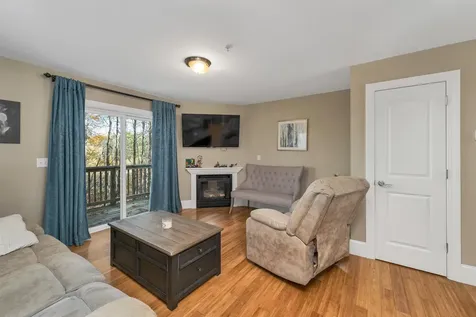 39 Breckenridge Way Laconia NH 03246