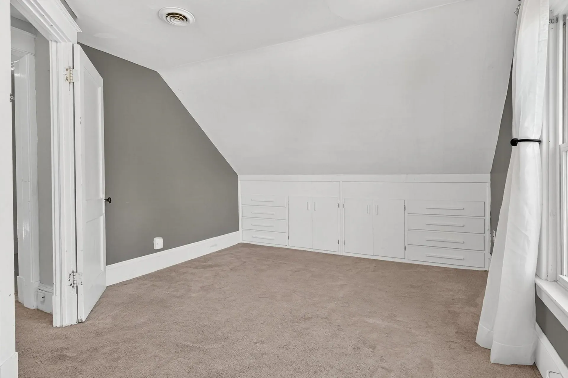 64 Temple Street Rutland City VT 05701