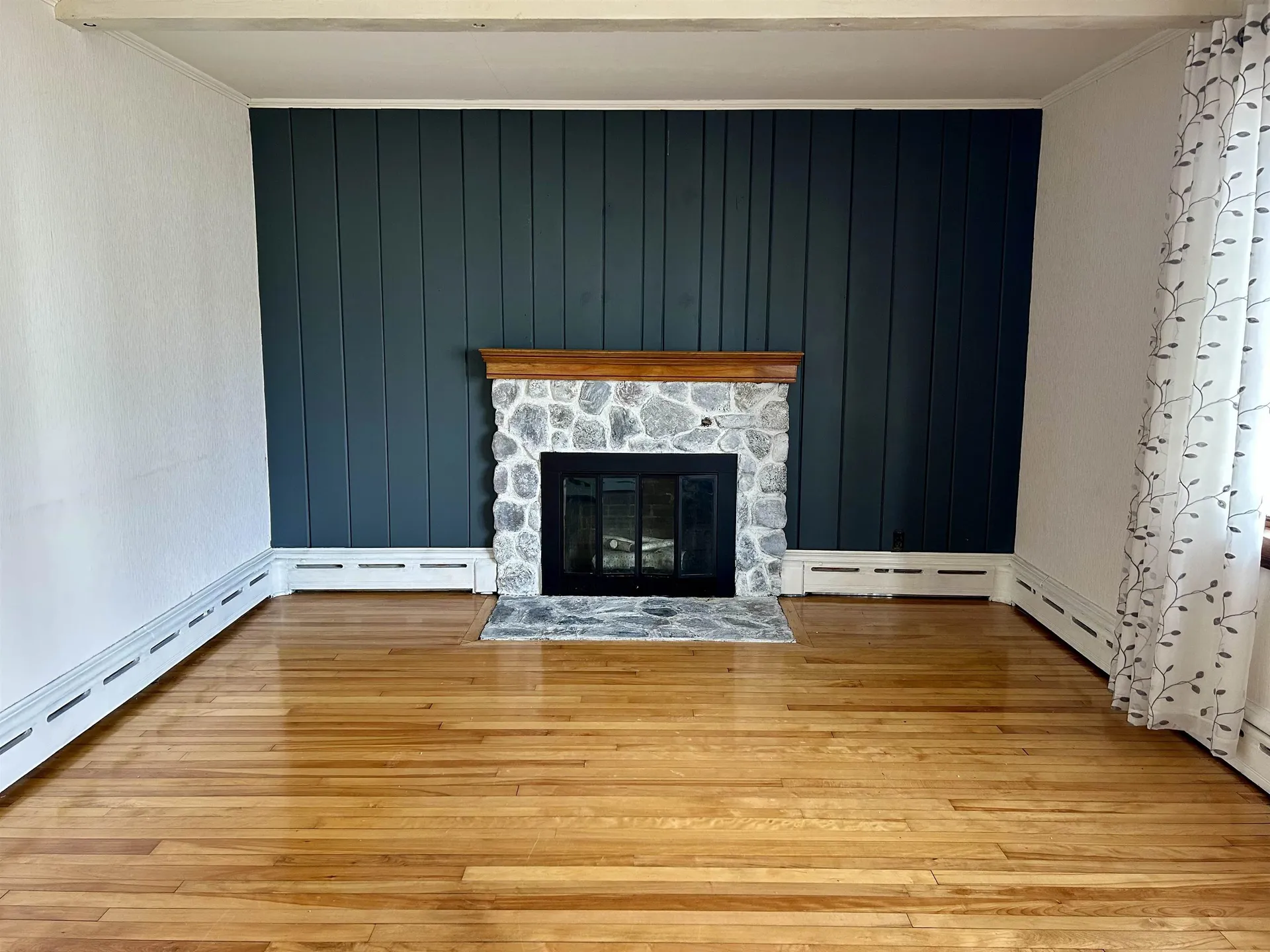 1786 Hutchins Street Berlin NH 03570