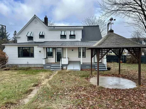 1786 Hutchins Street Berlin NH 03570