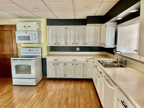 1786 Hutchins Street Berlin NH 03570