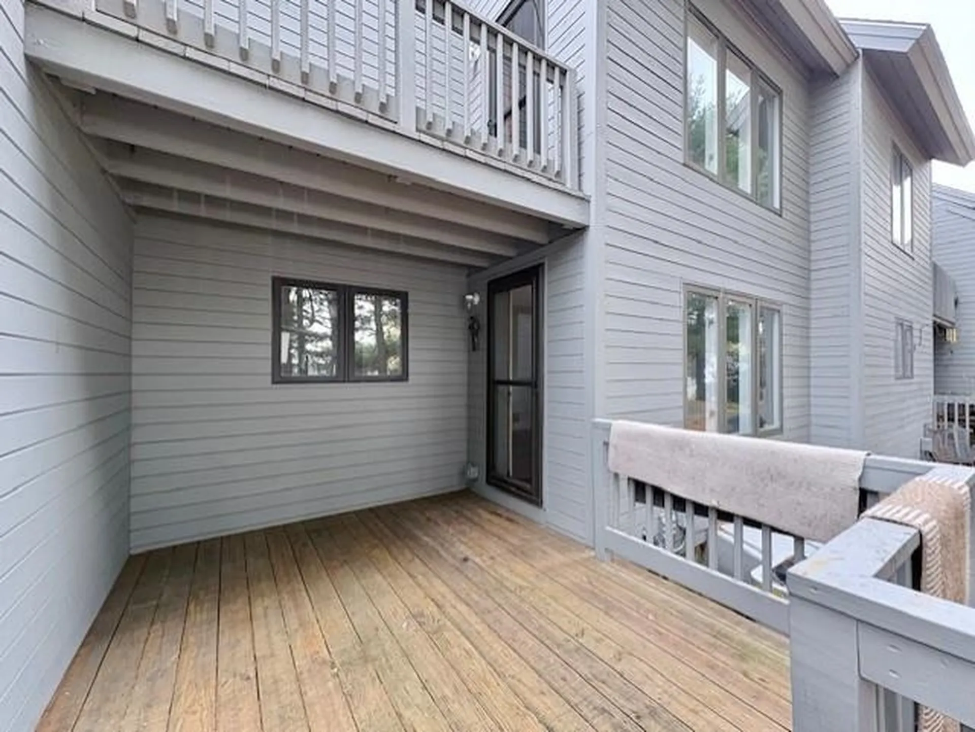 5 Tsienneto Road Derry NH 03038