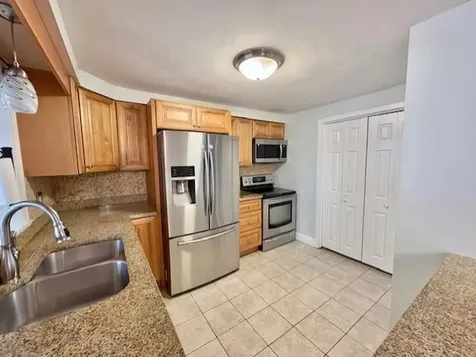 5 Tsienneto Road Derry NH 03038